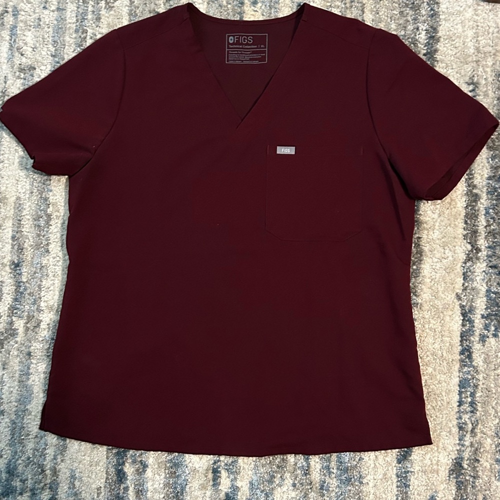 FIGS Scrub Top